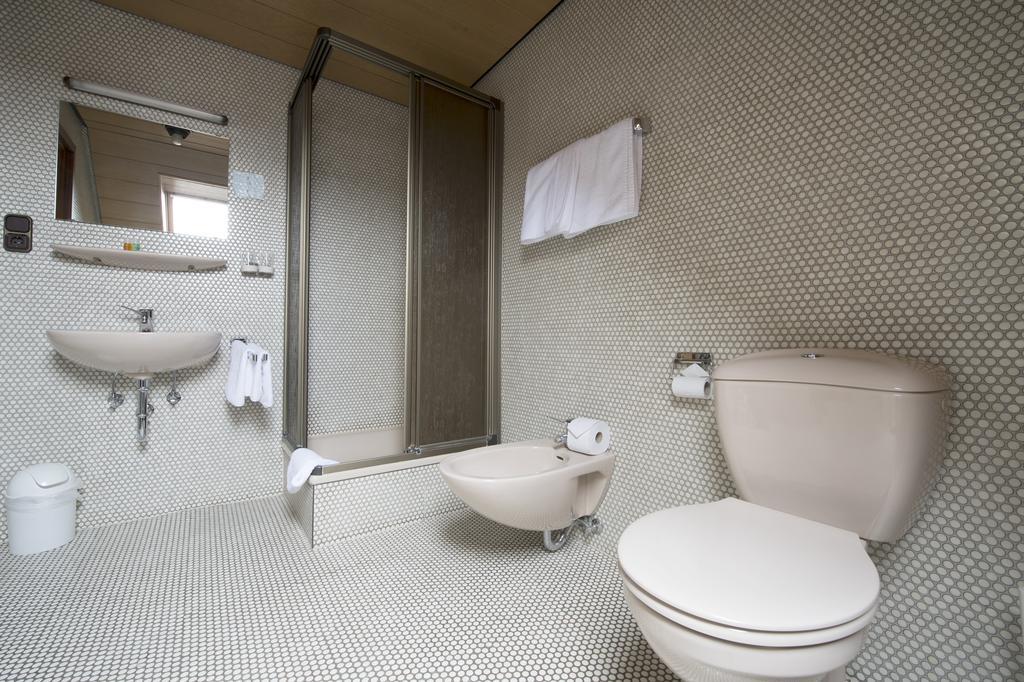 Hotel Continental Saarbruecken Bilik gambar