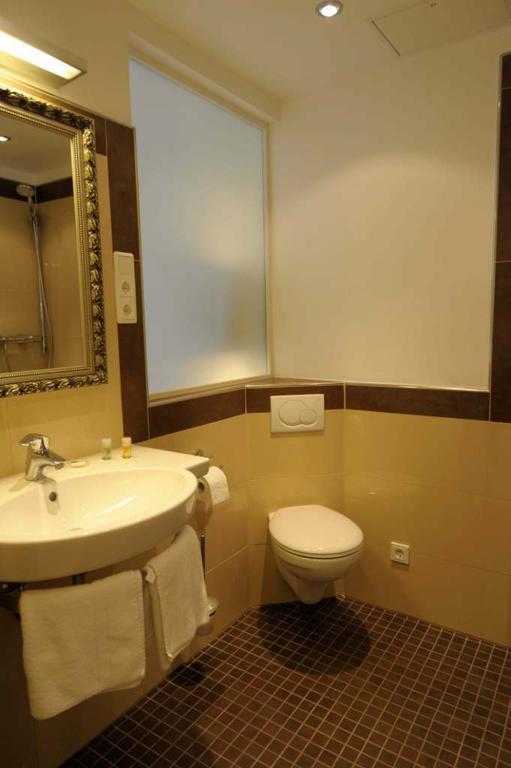 Hotel Continental Saarbruecken Bilik gambar