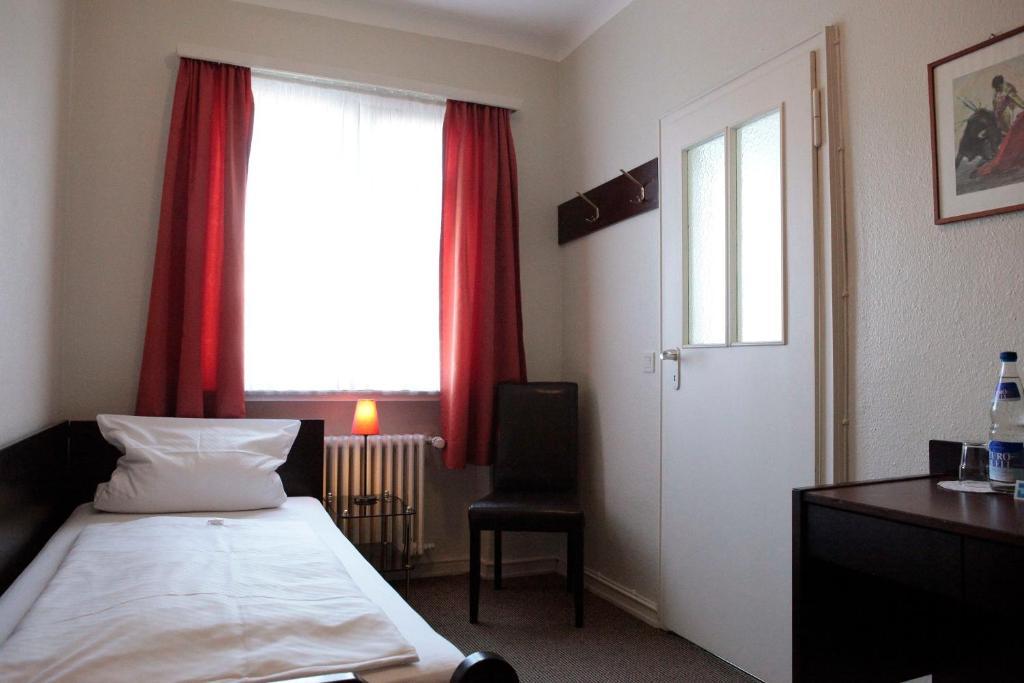 Hotel Continental Saarbruecken Bilik gambar